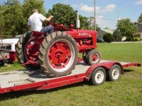 h tractor day i bought it0003.jpg