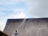Cleaning Church Roof Tampa Florida 3-31-2008 8-35-50 AM.JPG