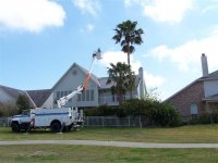 Bucket Truck Pictures 034 (Small).jpg