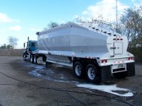aluminum trailer washing 2.JPG