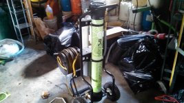 IPC Hydro Cart - Water Fed Pole2.jpg