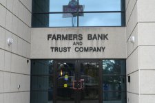 farmers_bank_sign_before.jpg
